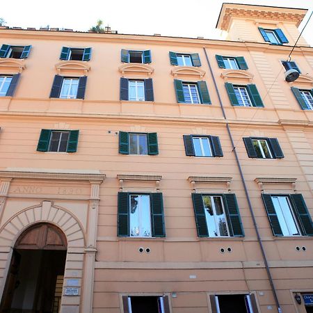 Appartamento D'Epoca Colosseo Art Gallery Рим Екстериор снимка