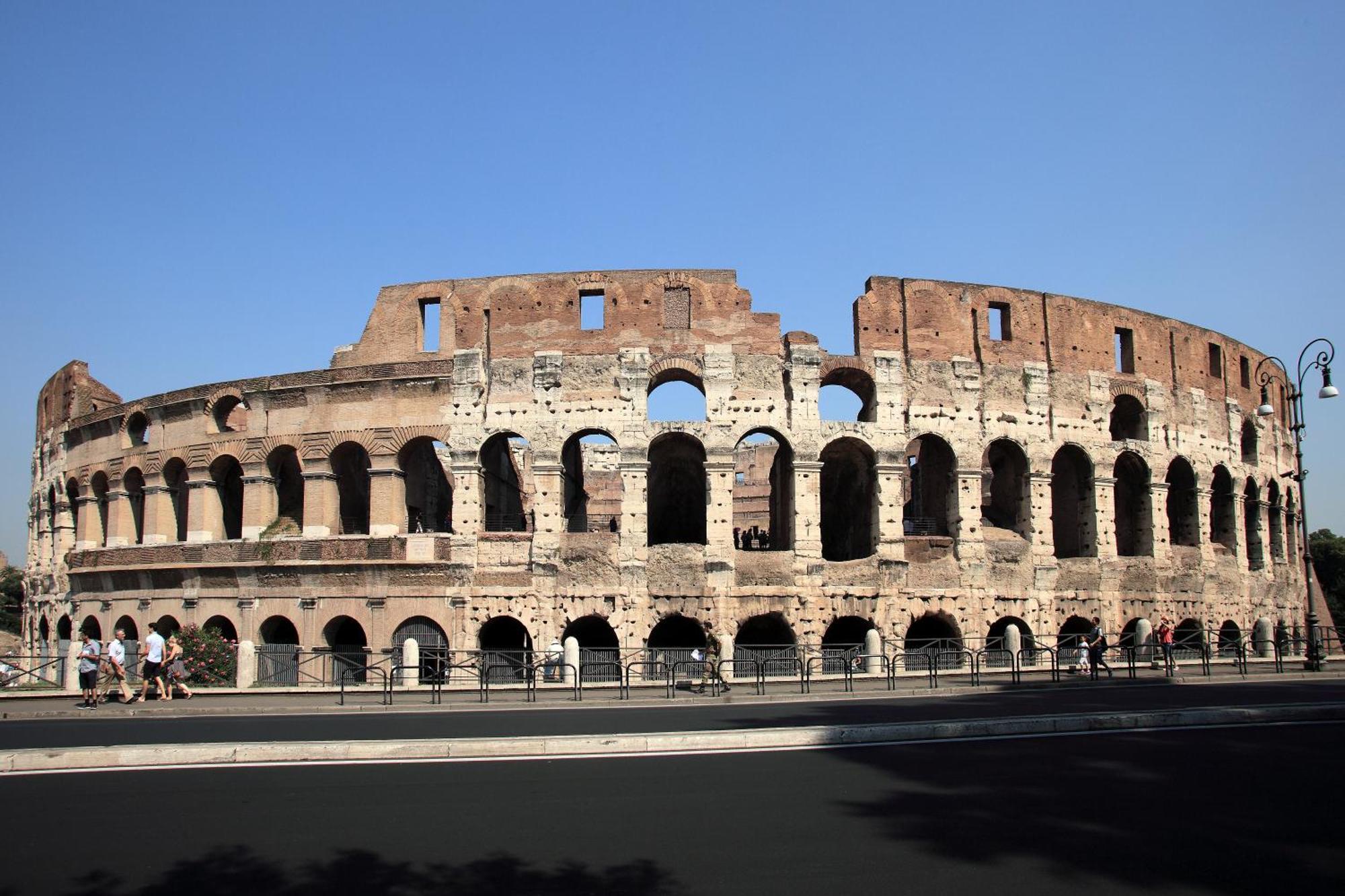 Appartamento D'Epoca Colosseo Art Gallery Рим Екстериор снимка